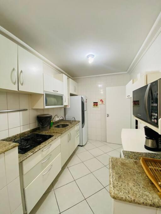 Apto A 100M Da Praia Central Balneário Camboriú エクステリア 写真